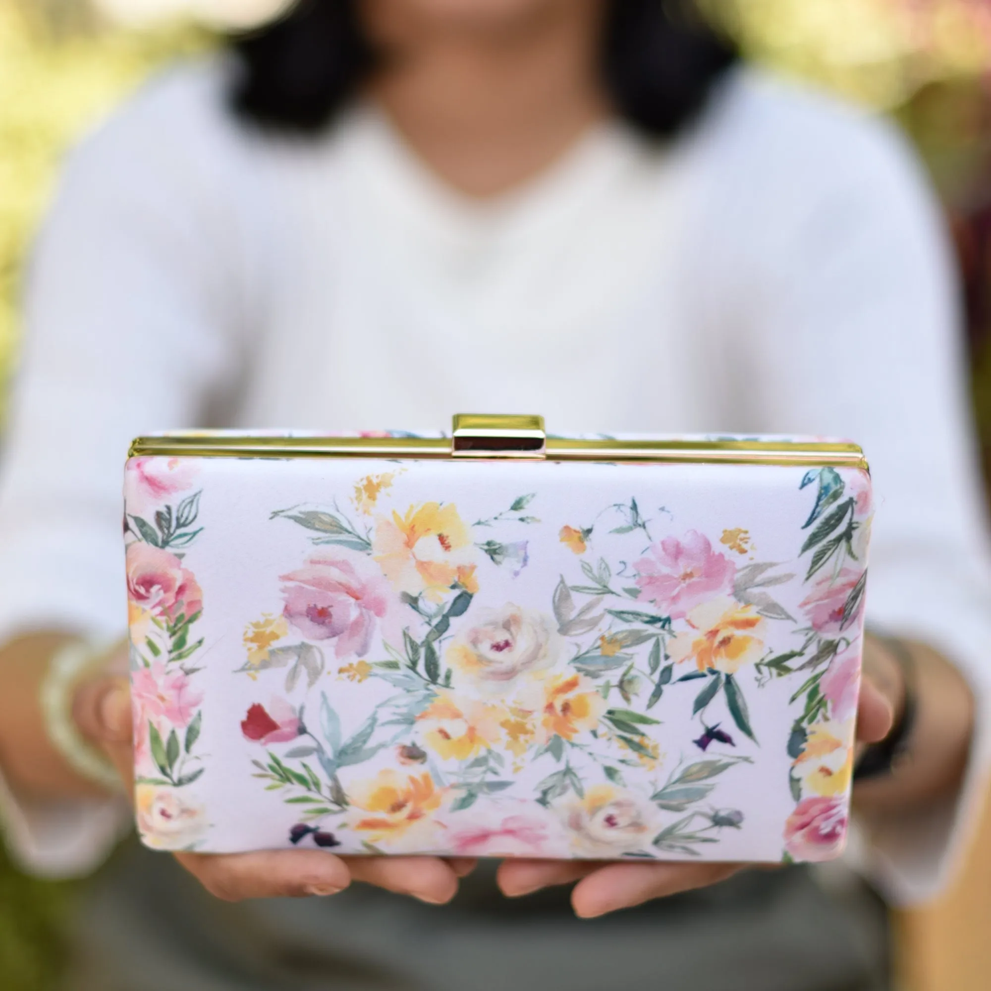 Bouquet-Clutch