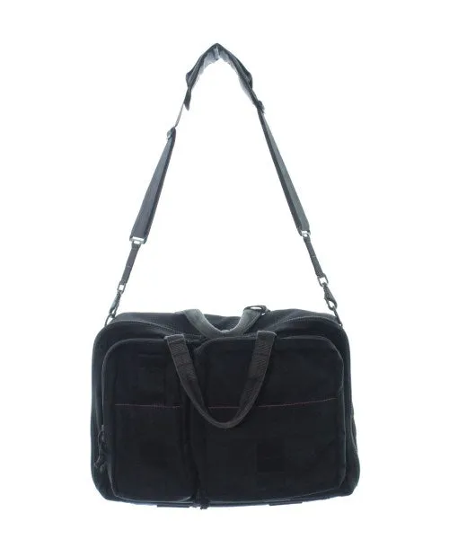 BRIEFING Totes