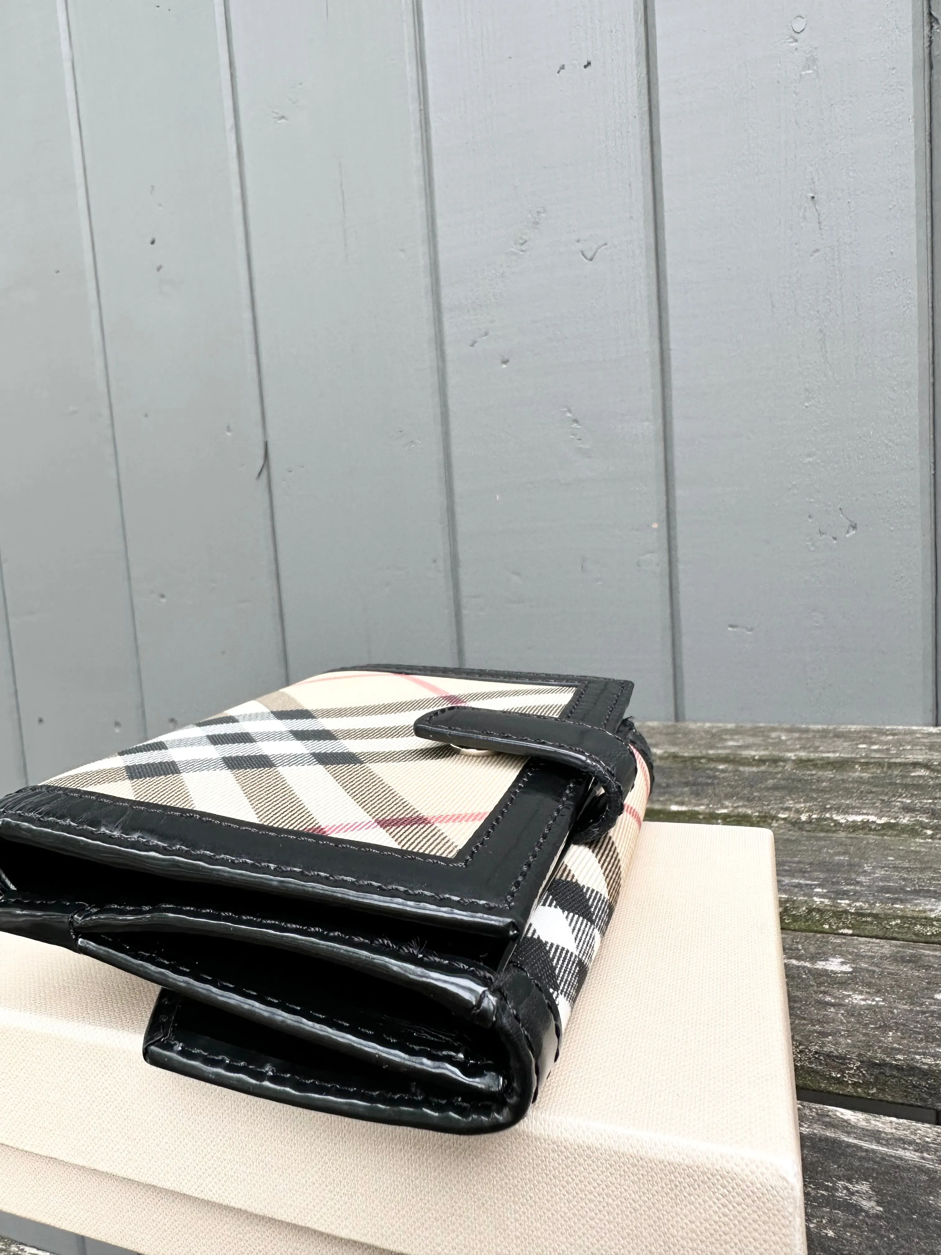 BURBERRY Bifold Wallet