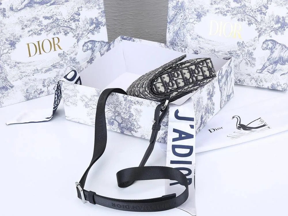 Designer Handbags DR 100
