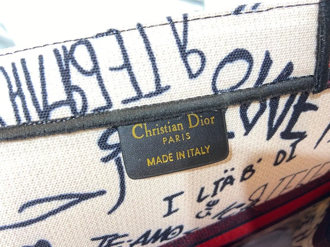 Designer Handbags DR 136