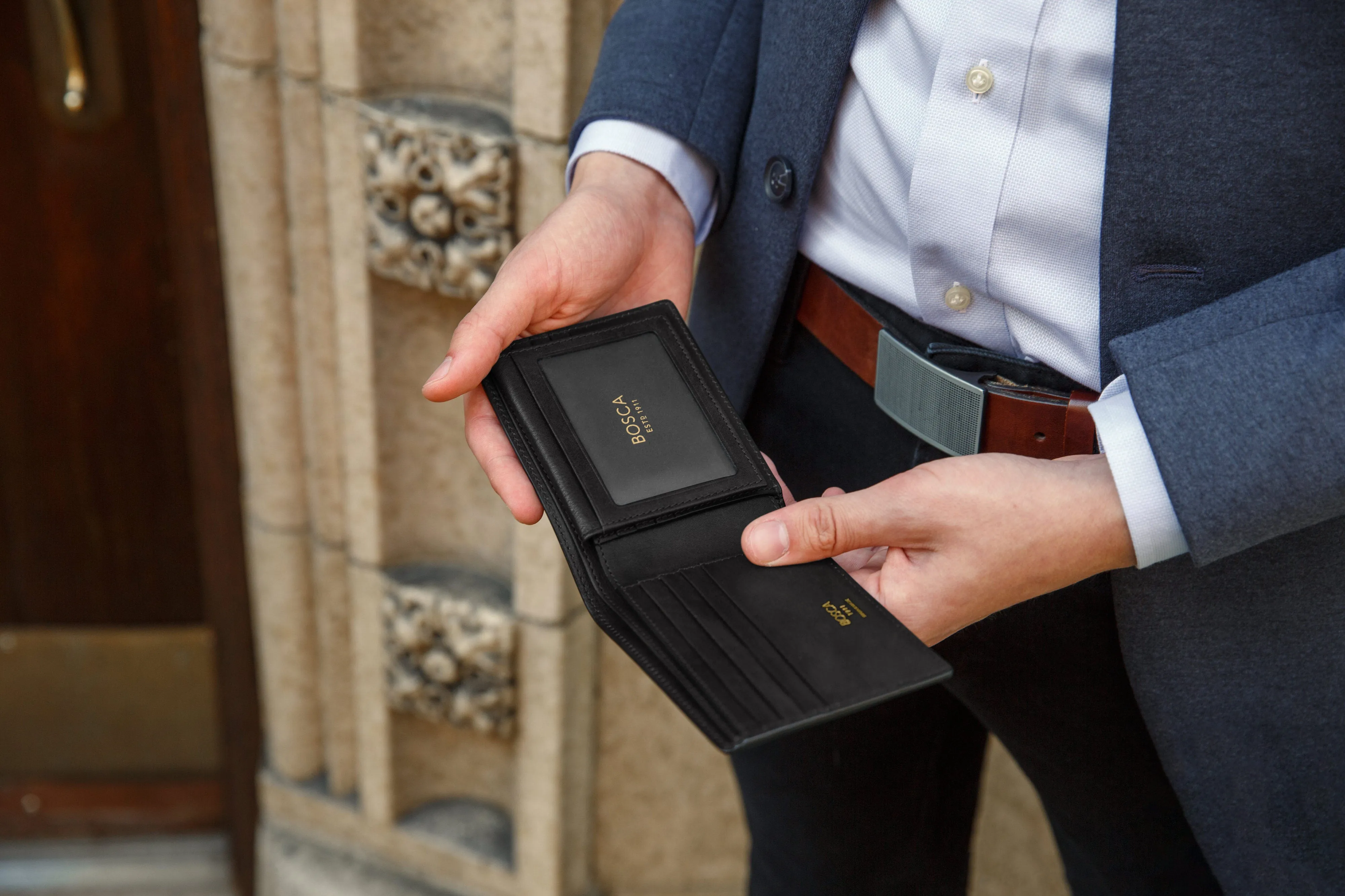 Dolce Italia Credit Wallet w/I.D. Passcase