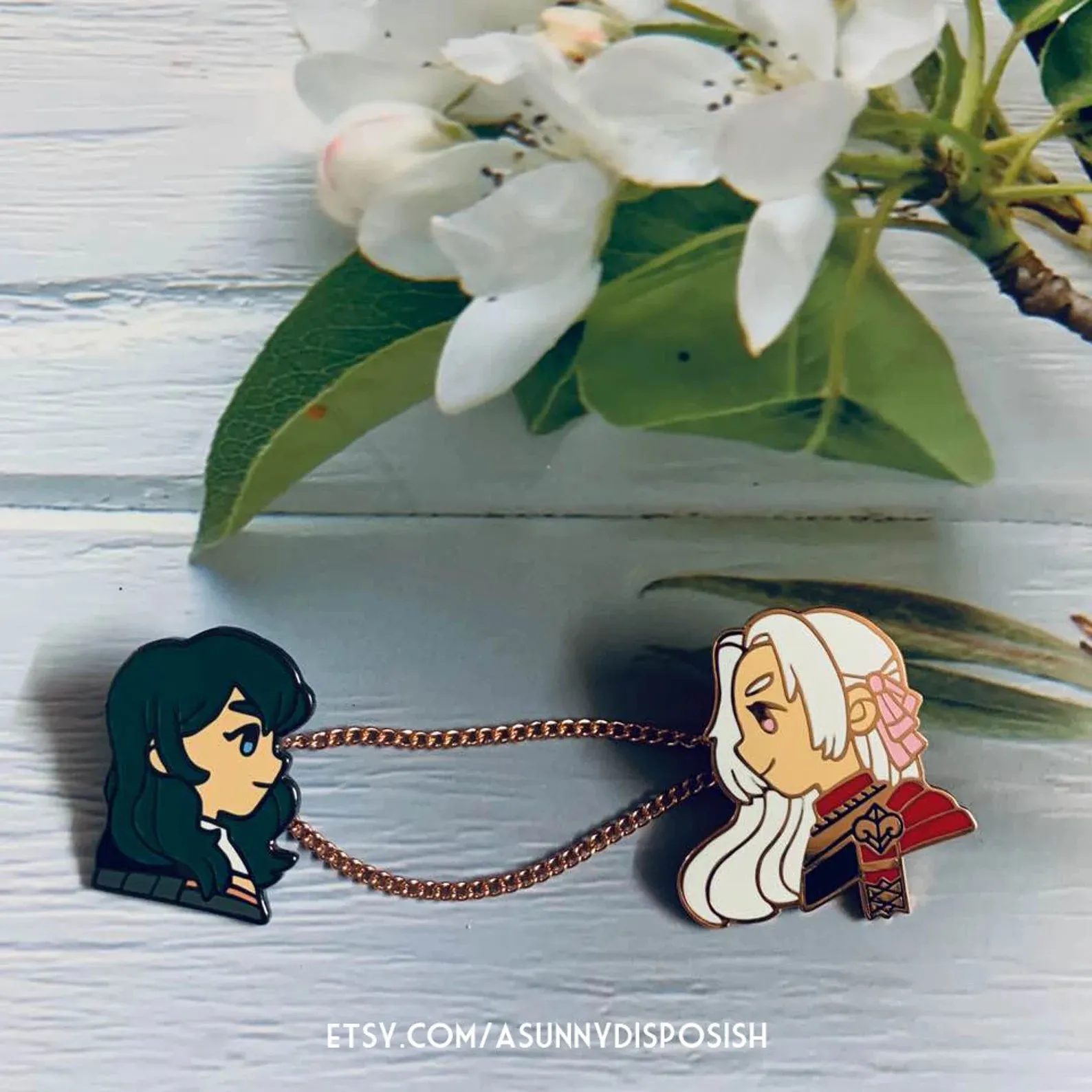 FE3H Black Eagles Edelgard Collar Pin Set