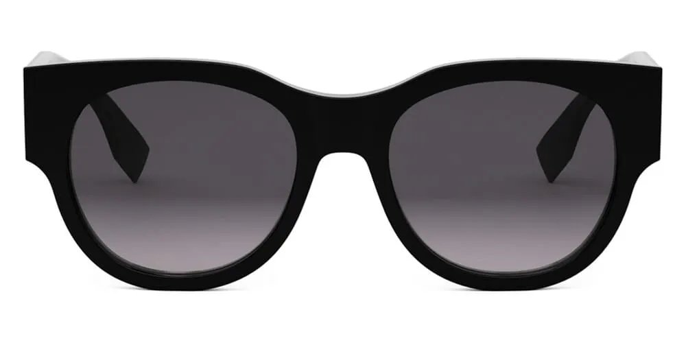 Fendi Baguette FE40147I 01B