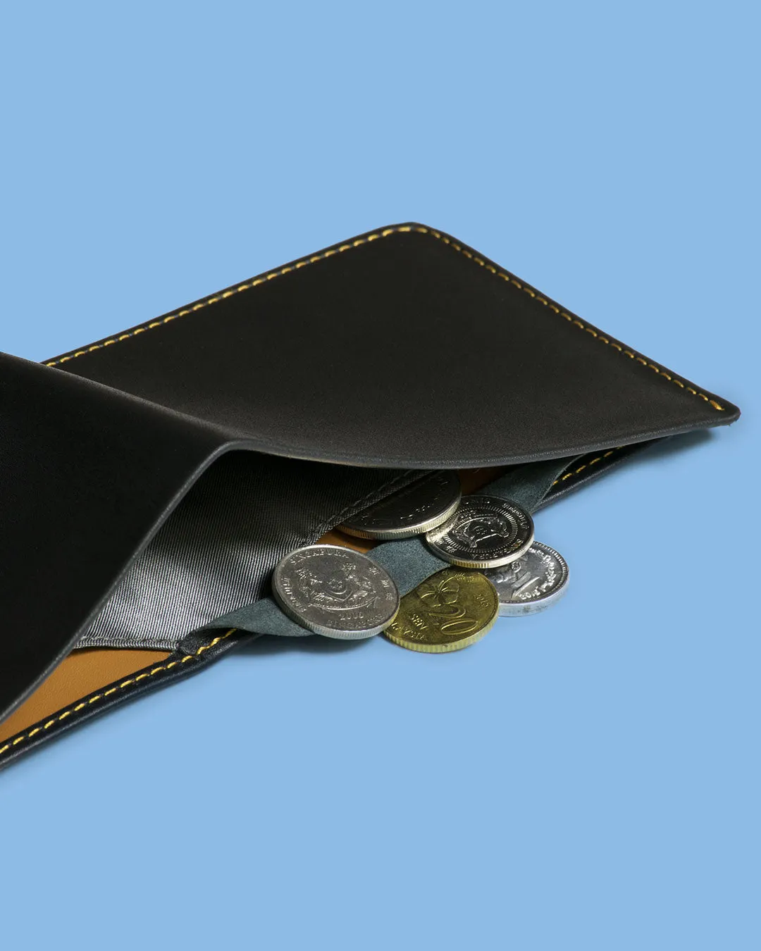 Light Pro - Billfold Wallet