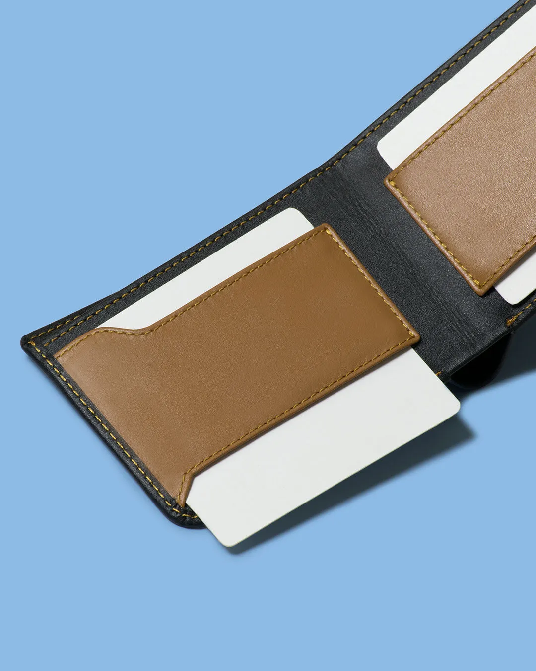 Light Pro - Billfold Wallet