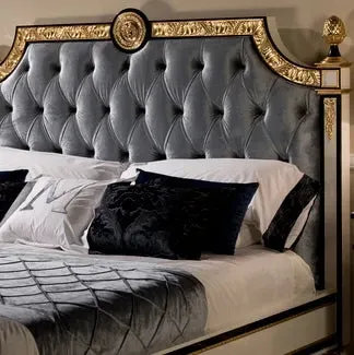 Luxury Bedroom Solid Teak Wood Carving Bed