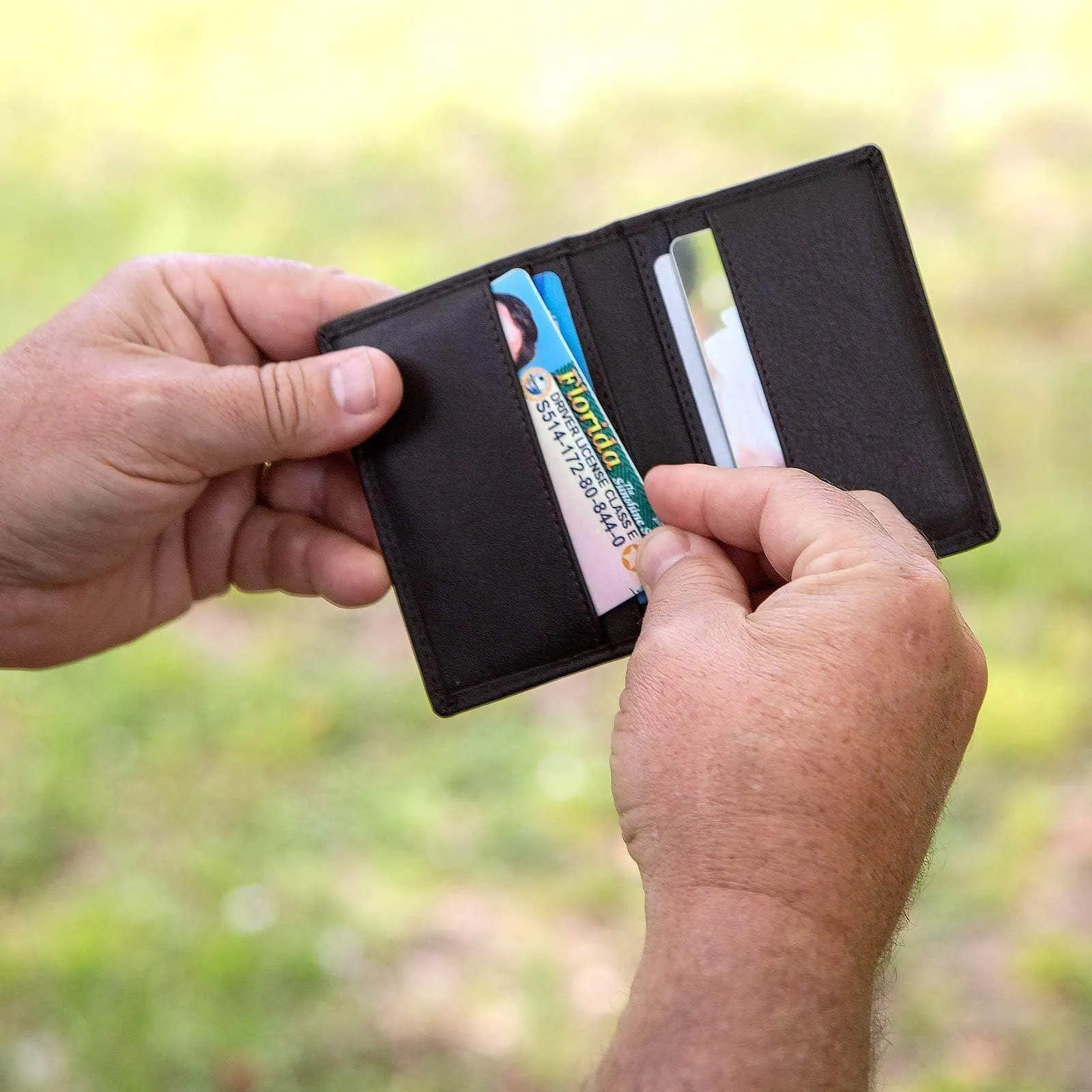 Mens 6 Slot Bifold Card Wallet