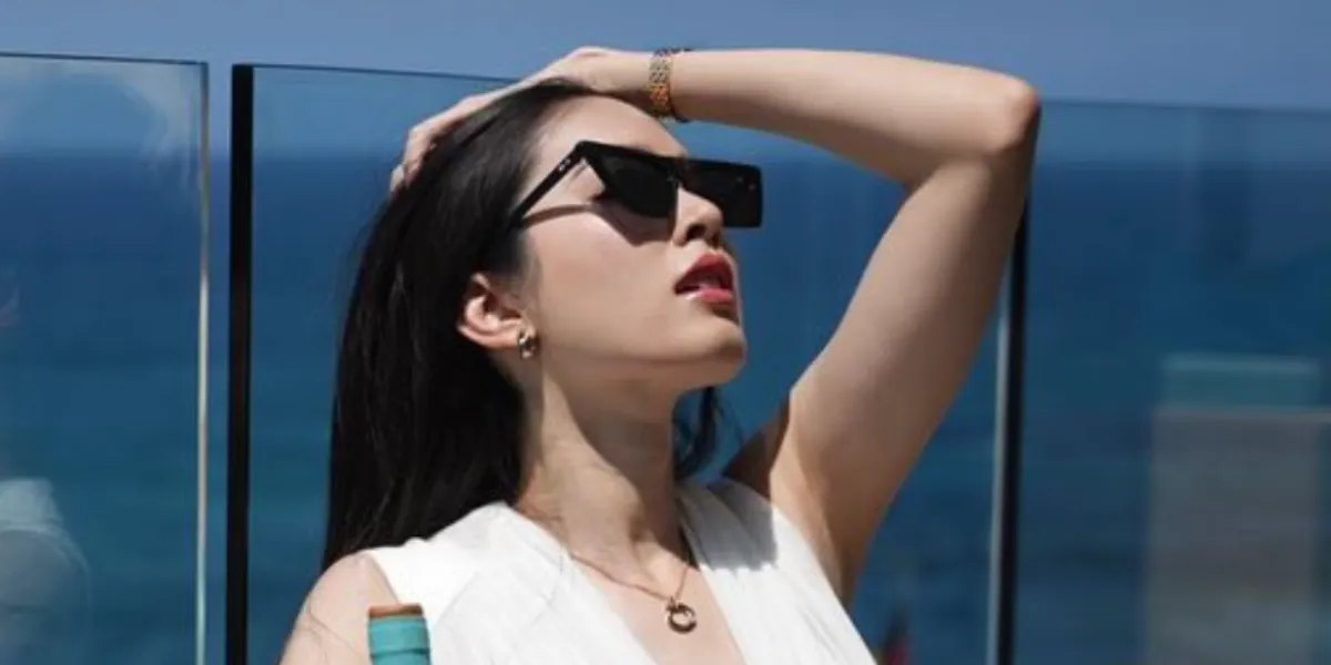 Saint Laurent Sun SL 372 001 - As Seen On Xeniaadonts & Poyd Treechada Petcharat
