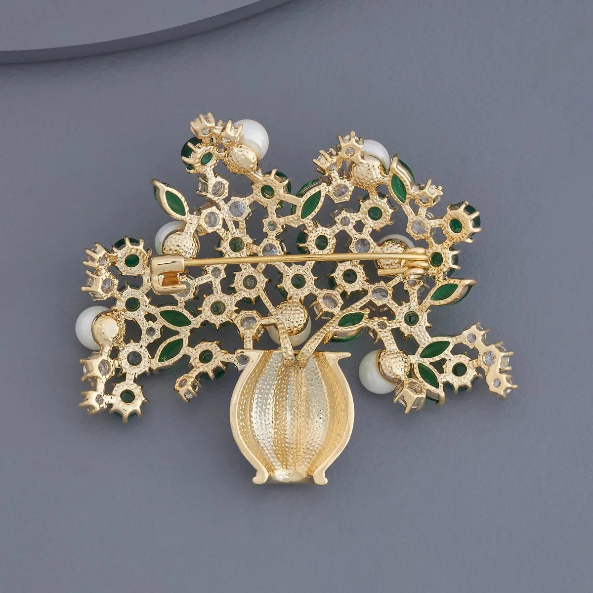 Trendy Brooch 180026