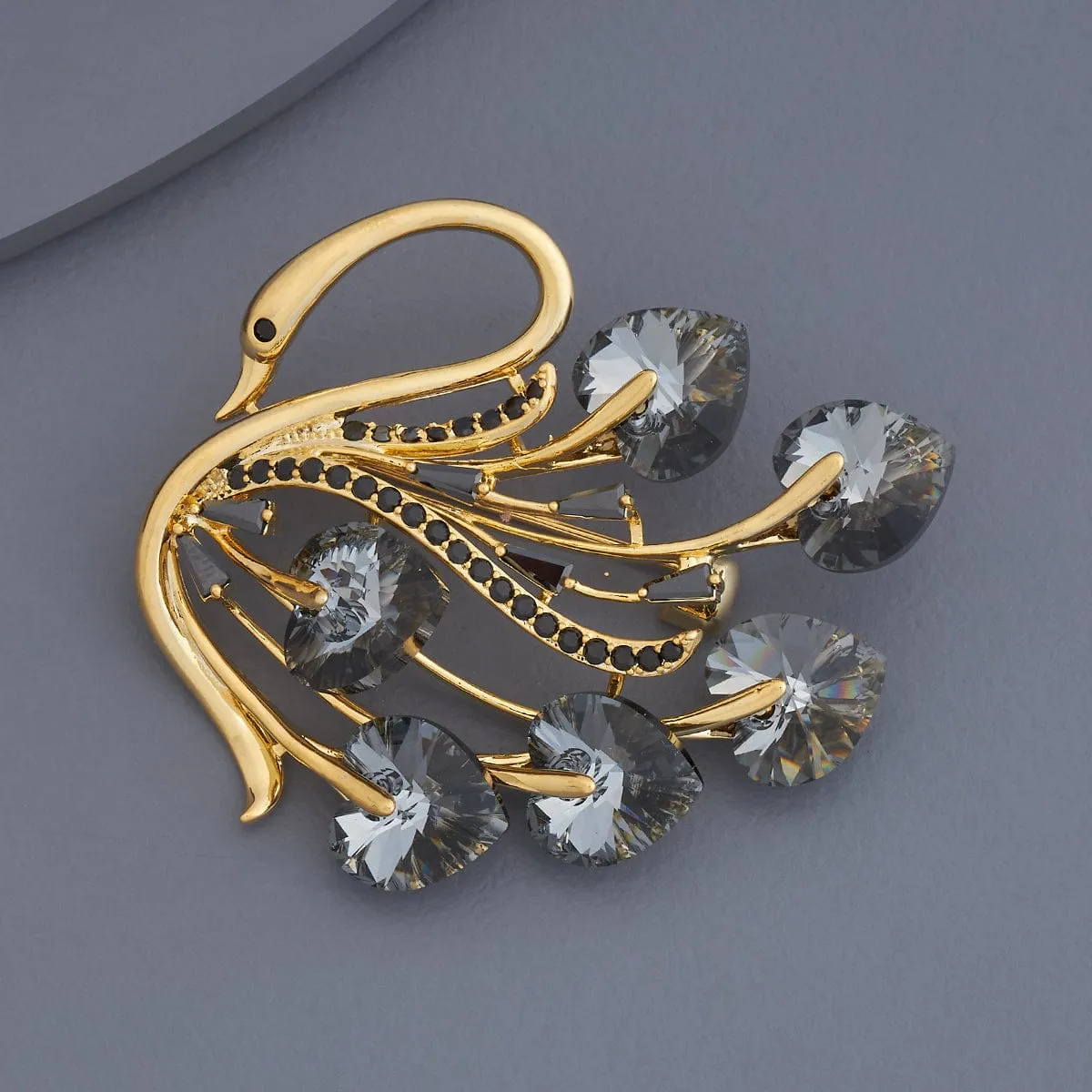 Trendy Brooch 180028