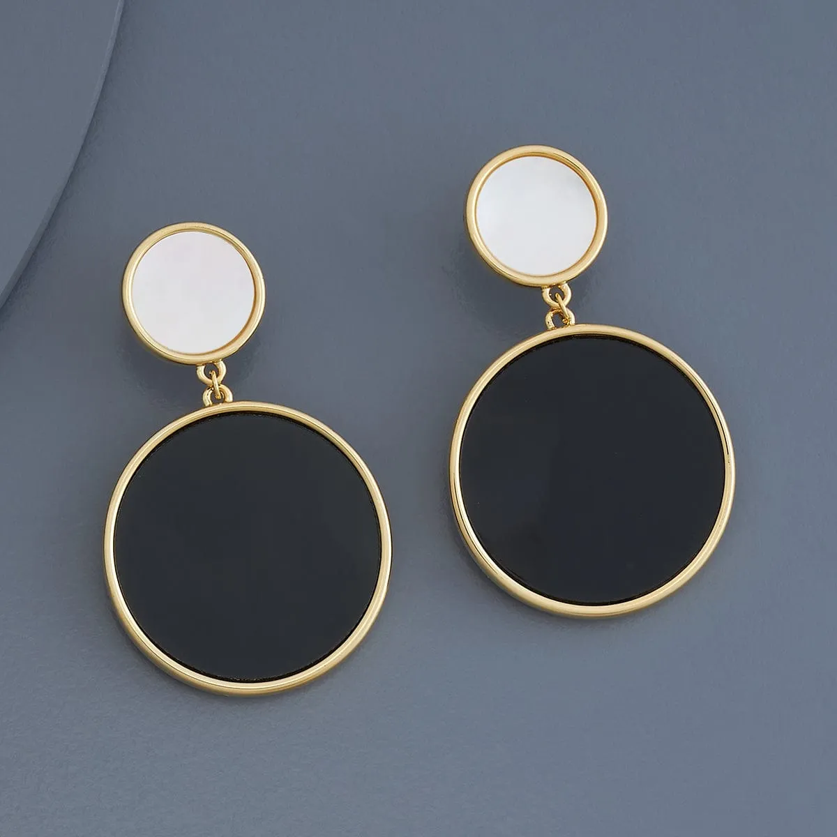Trendy Earring 179119
