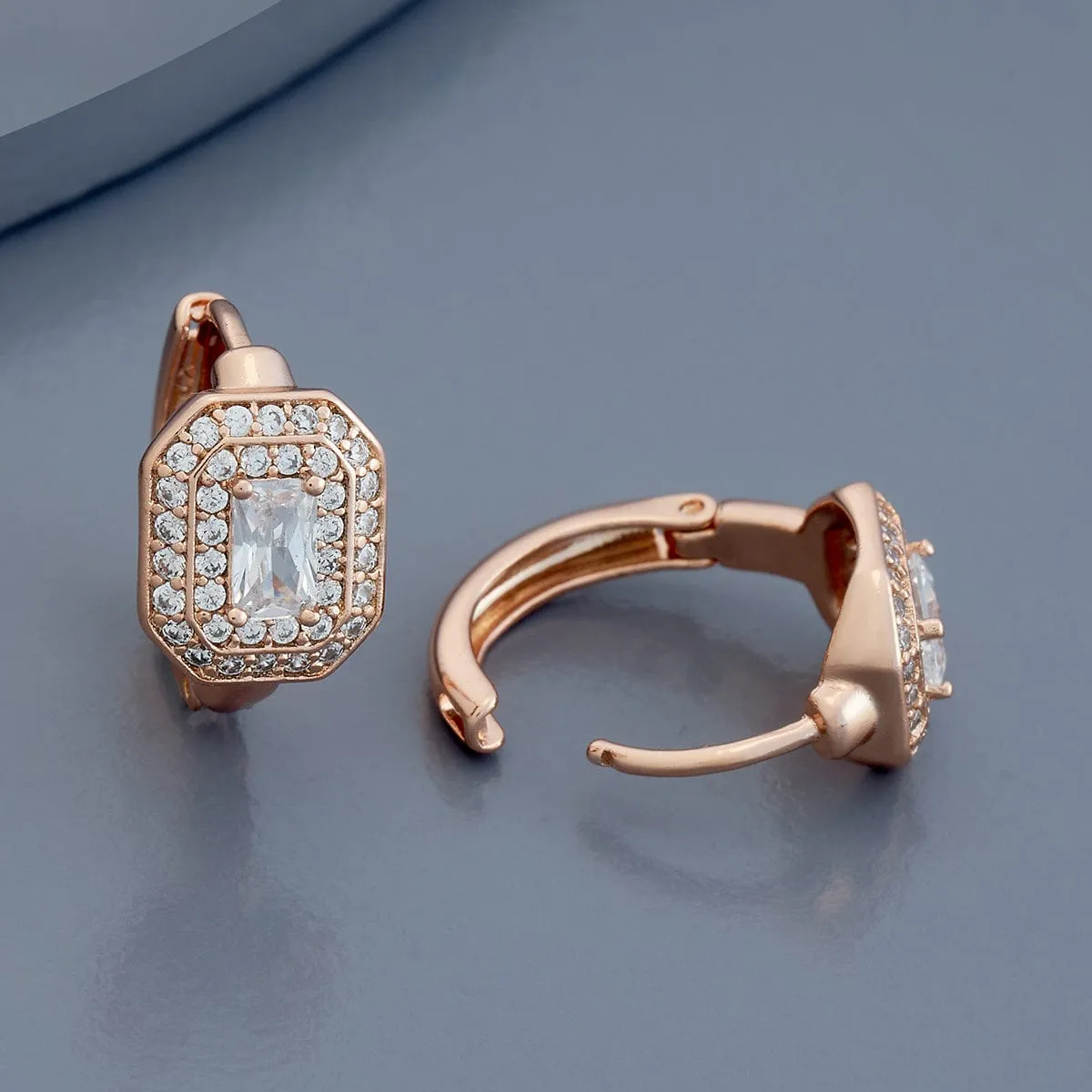 Trendy Earring 179314