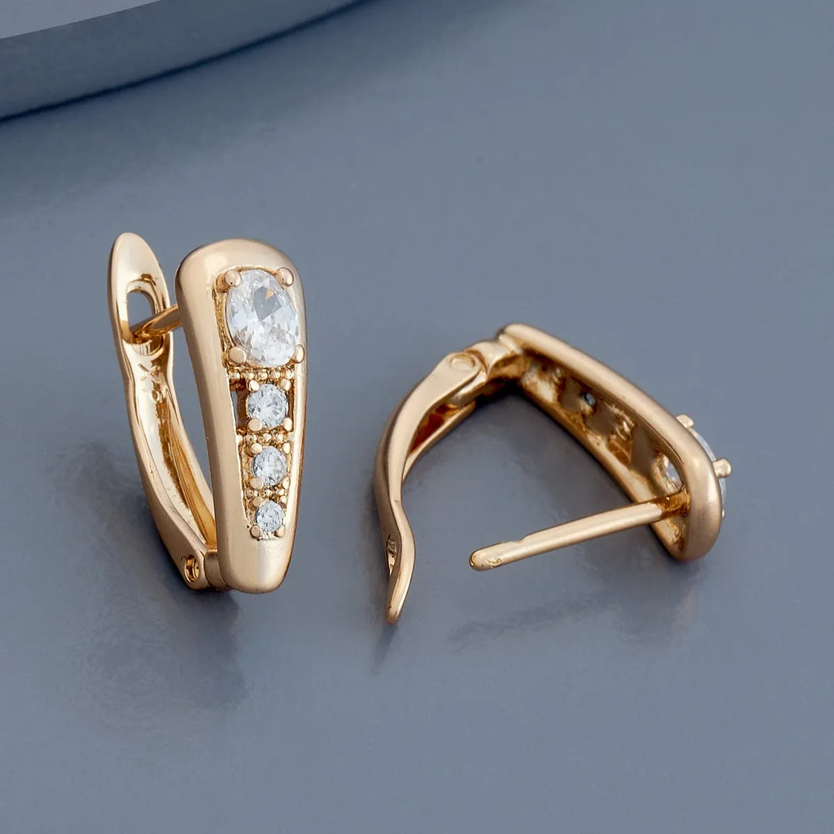 Trendy Earring 179328