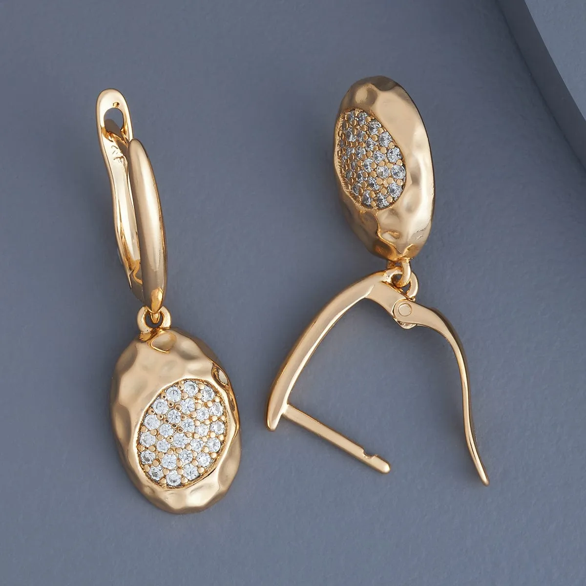 Trendy Earring 179533